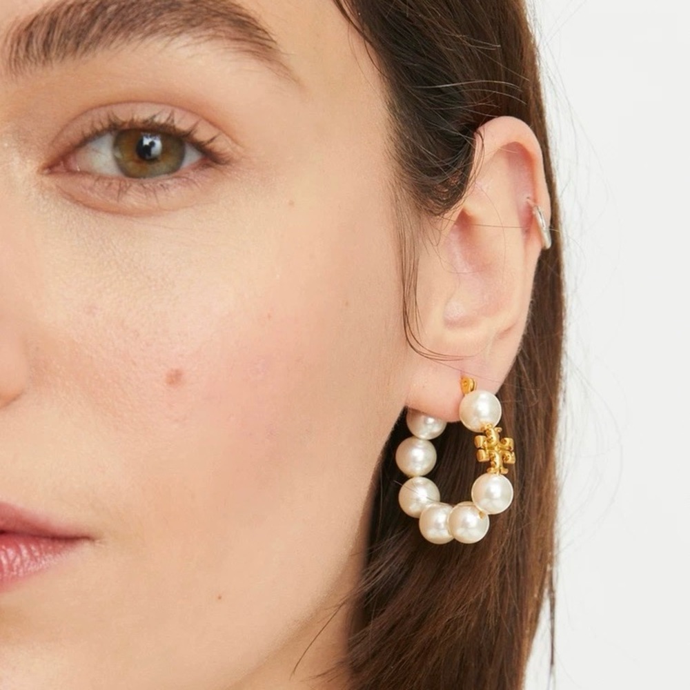 NWT Tory Burch Eleanor Kira Pearl Hoop Earrings - Picture 2 of 10